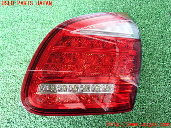 2UPJ-21031550]ポルシェ・カイエン(92AM5502A)右リアフィニッシャー 中古_m0001.jpg