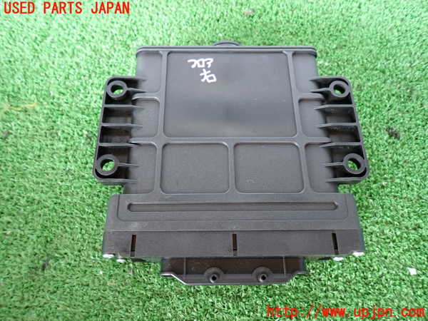 2UPJ-21036115]ポルシェ・カイエン(92AM5502A)ミッションコンピューター 中古_m0003.jpg