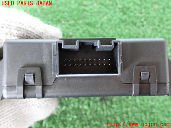 2UPJ-21036152]ポルシェ・カイエン(92AM5502A)コンピューター7 (ゲートウェイ コントロール モジュール) 中古_m0002.jpg
