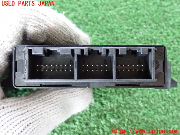 2UPJ-21036153]ポルシェ・カイエン(92AM5502A)コンピューター8 (駐車距離制御ユニット ) 中古_m0002.jpg