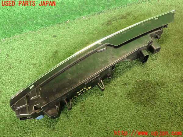 2UPJ-21041150]ポルシェ・カイエン S ハイブリッド(92ACGE)右コーナーランプ 中古_m0002.jpg