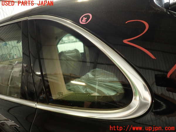2UPJ-21041382]ポルシェ・カイエン S ハイブリッド(92ACGE)左クォーターガラス (43R-002092 M161) 中古_m0001.jpg