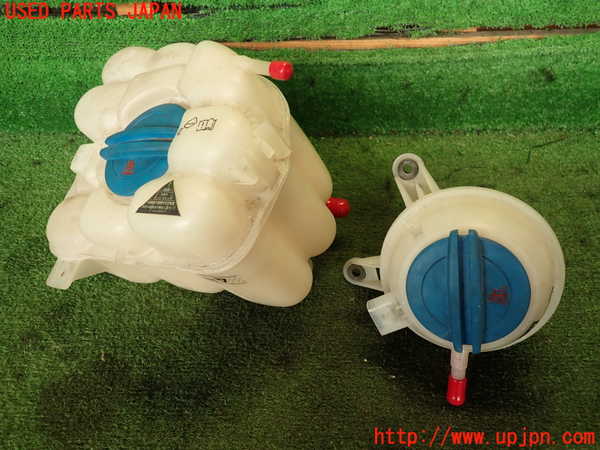 2UPJ-21042410]ポルシェ・カイエン S ハイブリッド(92ACGE)ラジエータータンク 中古_m0001.jpg