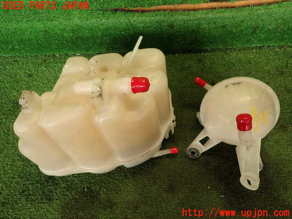 2UPJ-21042410]ポルシェ・カイエン S ハイブリッド(92ACGE)ラジエータータンク 中古_m0002.jpg