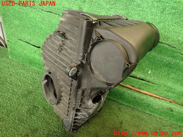 2UPJ-21042560]ポルシェ・カイエン S ハイブリッド(92ACGE)エアクリーナーボックス 中古_m0001.jpg