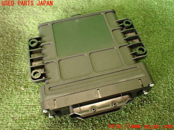 2UPJ-21046115]ポルシェ・カイエン S ハイブリッド(92ACGE)ミッションコンピューター 中古_m0002.jpg