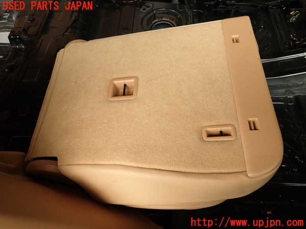 2UPJ-21047405]ポルシェ・カイエン S ハイブリッド(92ACGE)右リアシート 中古_m0004.jpg