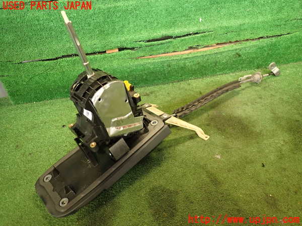 2UPJ-21047555]ポルシェ・カイエン S ハイブリッド(92ACGE)ATシフトレバー 中古_m0002.jpg