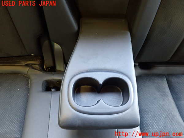 2UPJ-21057385]エクリプスクロス PHEV(GL3W)リアシート 中古_m0004.jpg
