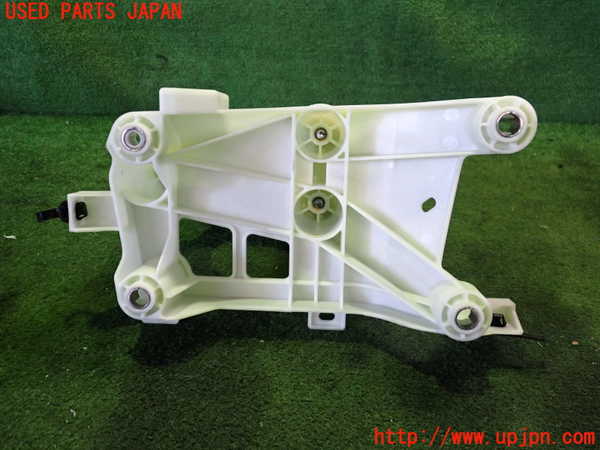 2UPJ-21057555]エクリプスクロス PHEV(GL3W)ATシフトレバー 中古_m0004.jpg