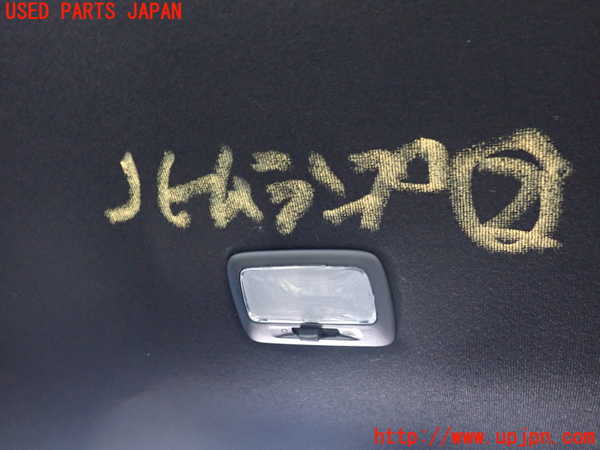 2UPJ-21056412]エクリプスクロス PHEV(GL3W)ルームランプ2 (真中 2列目) 中古_m0001.jpg