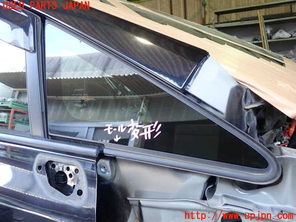 2UPJ-21061200]プリウスα(ZVW41W)右フロント三角窓ガラス (43R-00034 M2H4) 中古_m0001.jpg