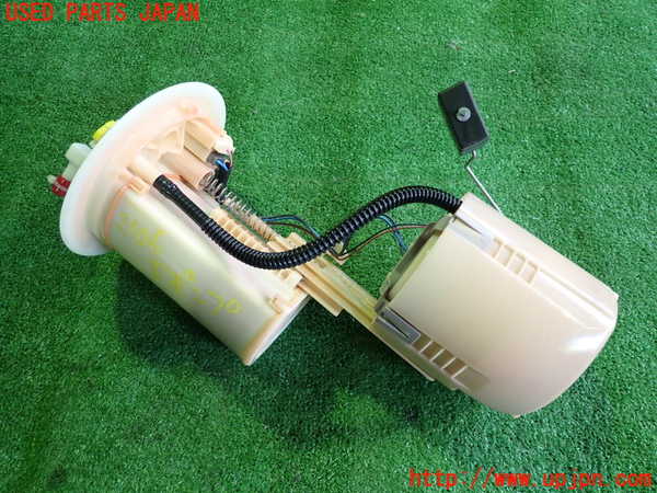 5UPJ-21062510]プリウスα(ZVW41W)燃料ポンプ 中古_m0001.jpg