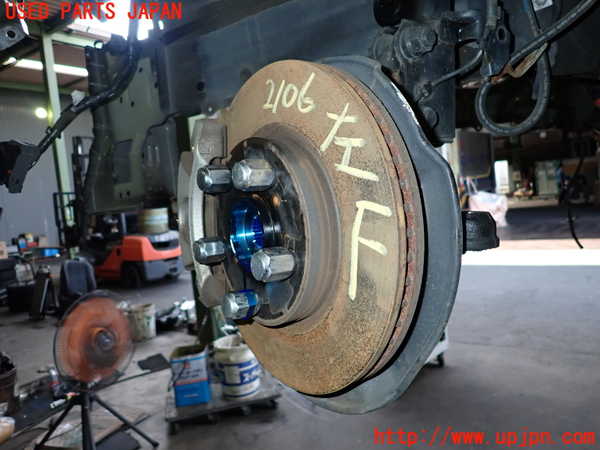 5UPJ-21064295]プリウスα(ZVW41W)左フロントナックルハブ 中古_m0001.jpg