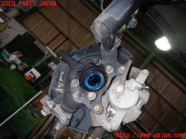 5UPJ-21064295]プリウスα(ZVW41W)左フロントナックルハブ 中古_m0002.jpg
