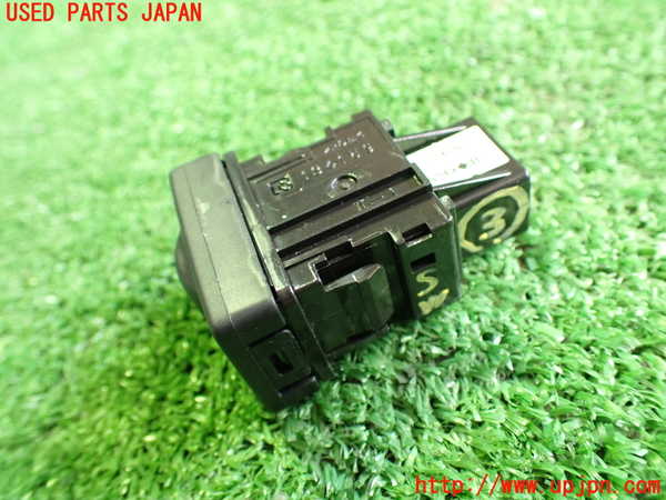 5UPJ-21066308]プリウスα(ZVW41W)スイッチ3 (ヘッドライトレベライザー) 中古_m0002.jpg