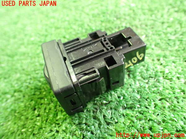5UPJ-21066308]プリウスα(ZVW41W)スイッチ3 (ヘッドライトレベライザー) 中古_m0003.jpg