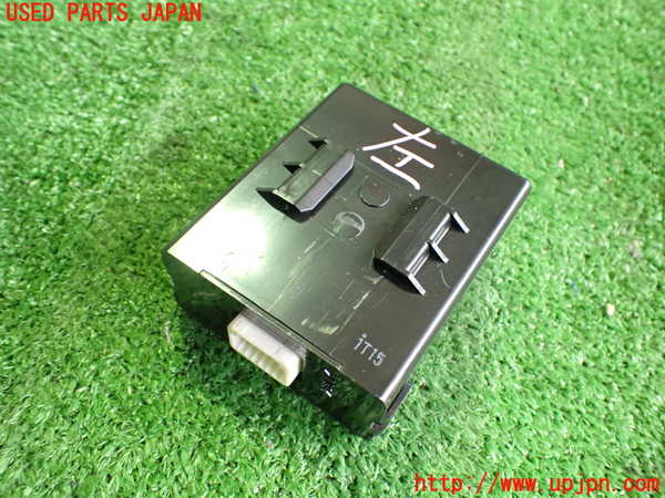 2UPJ-21066147]プリウスα(ZVW41W)コンピューター2 (ビークルアプローチングスピーカ-コントロール) 中古_m0002.jpg
