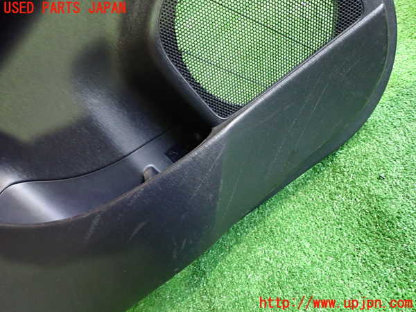 5UPJ-21061324]プリウスα(ZVW41W)左後ドア内張り 中古_m0002.jpg