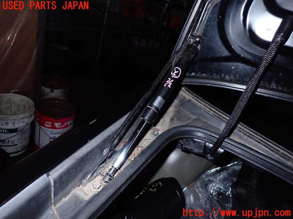 5UPJ-21071506]セルシオ 30系後期(UCF30)トランクダンパー 中古_m0002.jpg
