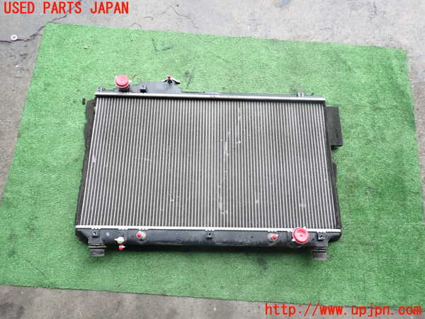 2UPJ-21072321]セルシオ 30系後期(UCF30)ラジエーター1 中古_m0001.jpg