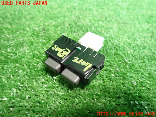 2UPJ-21076313]セルシオ 30系後期(UCF30)スイッチ8 中古_m0001.jpg