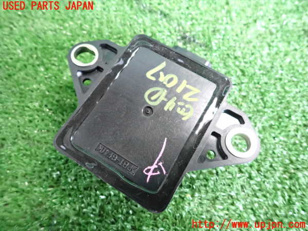 2UPJ-21076381]セルシオ 30系後期(UCF30)センサー1(ヨーレート) 中古 89183-50020_m0002.jpg