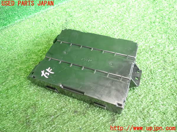 2UPJ-21076146]セルシオ 30系後期(UCF30)コンピューター1(エアコンアンプ) 中古 88650-50431_m0002.jpg