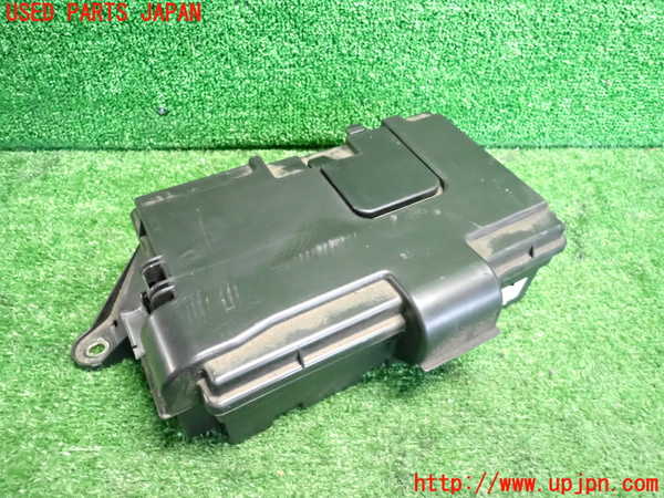 5UPJ-21076741]セルシオ 30系後期(UCF30)ヒューズボックス1 中古_m0001.jpg