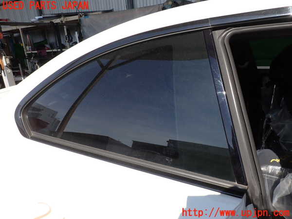 2UPJ-21081380]BMW M235i クーペ F22(1J30)右クォーターガラス 中古 2シリーズ SAINT-GOBAIN SEKURIT M23100 43R-001057_m0001.jpg