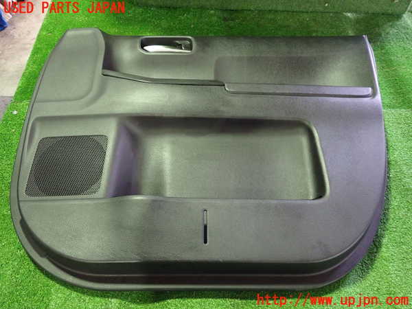 2UPJ-21091234]ジャパン タクシー(JPN TAXI)(NTP10)右前ドア内張り 中古_m0001.jpg