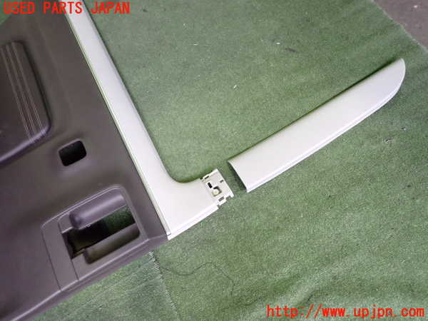 2UPJ-21091324]ジャパン タクシー(JPN TAXI)(NTP10)左後ドア内張り 中古_m0002.jpg