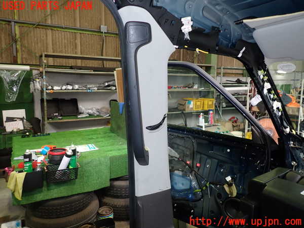 2UPJ-21097670]ジャパン タクシー(JPN TAXI)(NTP10)左センターピラートリム 中古_m0001.jpg