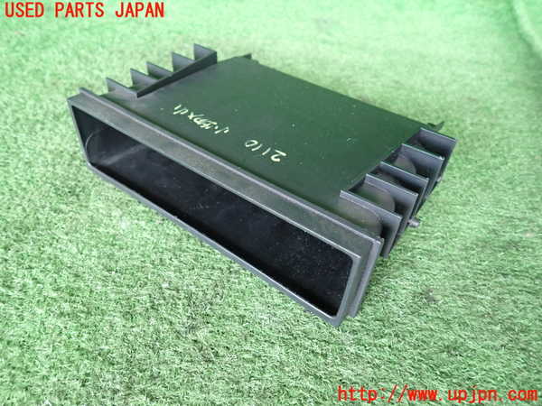 5UPJ-21107841]インプレッサ WRX-STi F型(GDB)小物入れ1 中古_m0001.jpg