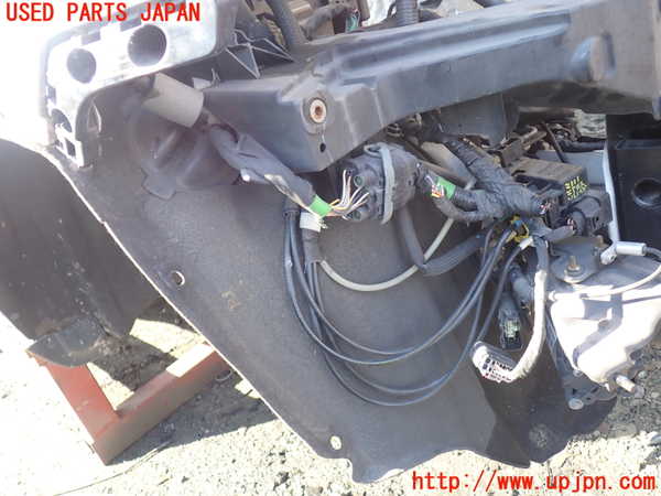 5UPJ-21111090]ジープグランドチェロキー(WK36TA)右前フェンダーライナー 中古_m0001.jpg