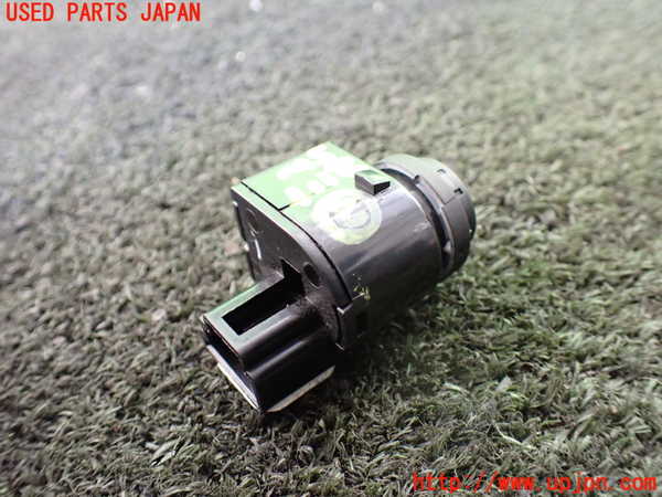 5UPJ-21116307]ジープグランドチェロキー(WK36TA)スイッチ2 (フューエルオープナー) 中古_m0002.jpg