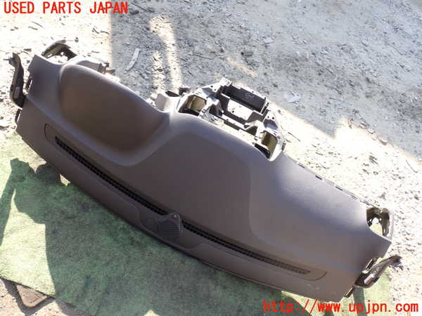 5UPJ-21117505]ジープグランドチェロキー(WK36TA)ダッシュボード 中古_m0004.jpg