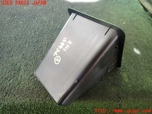 5UPJ-21117842]ジープグランドチェロキー(WK36TA)小物入れ2 中古_m0002.jpg