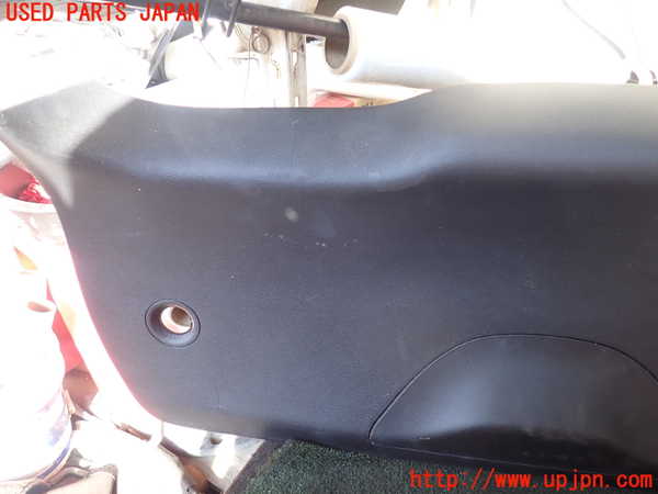 5UPJ-21111578]ジープグランドチェロキー(WK36TA)バックドア内張り 中古_m0003.jpg