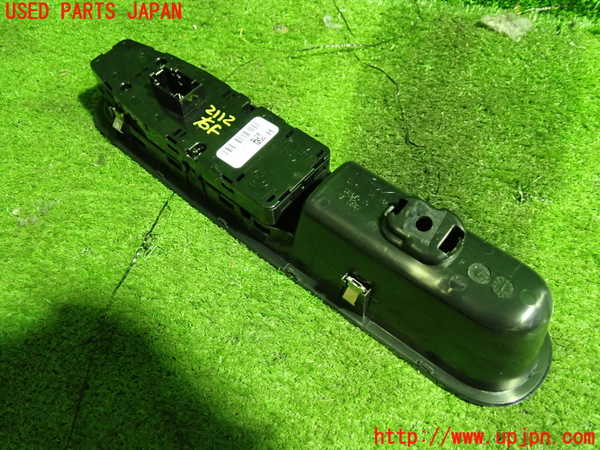 5UPJ-21126240]BMW ミニ(MINI)ジョンクーパーワークス(JCW) クロスオーバー(R60)(XDJCW)右前パワーウィンドウスイッチ 中古_m0003.jpg