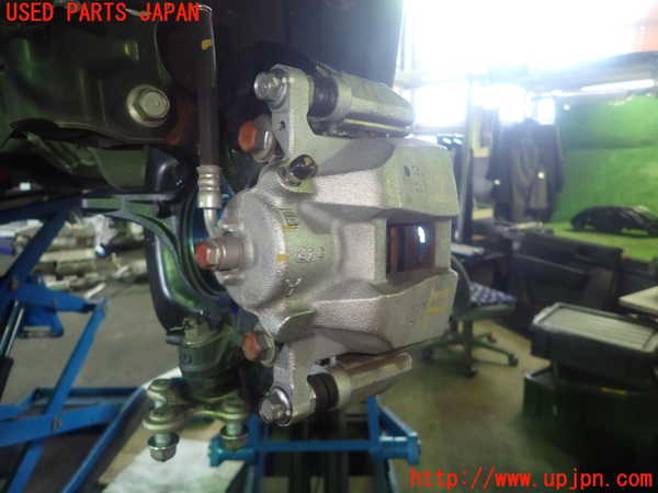5UPJ-21134085]ステップワゴン スパーダ(RP8)左フロントキャリパー 中古_m0002.jpg