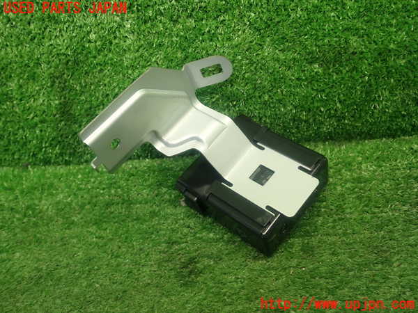 5UPJ-21136151]ステップワゴン スパーダ(RP8)コンピューター6 (33140-3T0-J011-M1) 中古_m0002.jpg