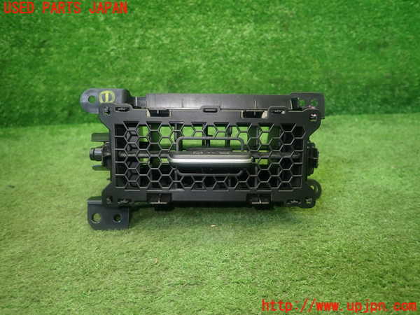 5UPJ-21137526]ステップワゴン スパーダ(RP8)エアコン吹き出し口1 (右) 中古_m0001.jpg