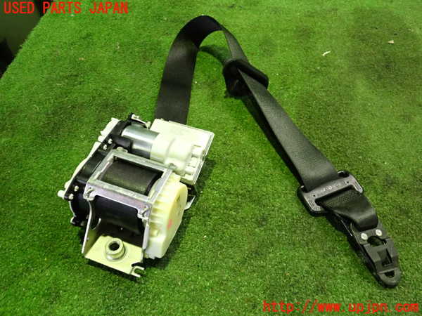 5UPJ-21157045]ベンツ SLK200 R172系(172448)運転席シートベルト 中古_m0001.jpg