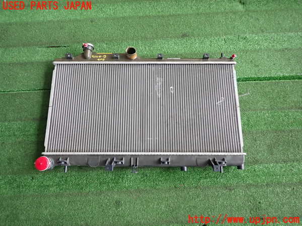 5UPJ-21162321]インプレッサ WRX-STi(GVB)ラジエーター1 【ジャンク品】 中古_m0001.jpg