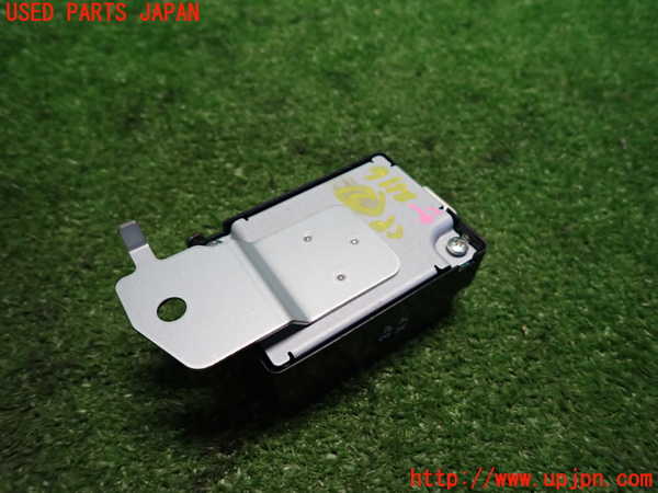 5UPJ-21166147]インプレッサ WRX-STi(GVB)コンピューター2 (レシーバー) 中古_m0002.jpg
