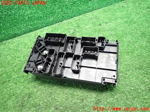 5UPJ-21166741]インプレッサ WRX-STi(GVB)ヒューズボックス1 中古_m0002.jpg