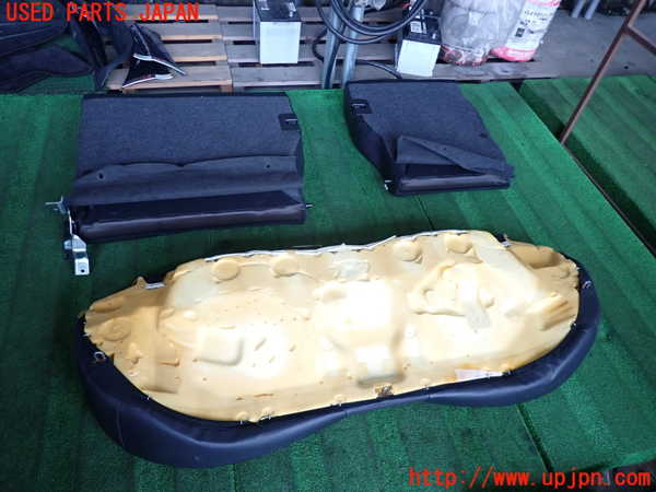 5UPJ-21167385]インプレッサ WRX-STi(GVB)リアシート 中古_m0003.jpg