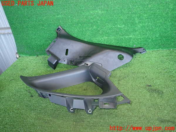 5UPJ-21167680]インプレッサ WRX-STi(GVB)左リアピラートリム 中古_m0001.jpg