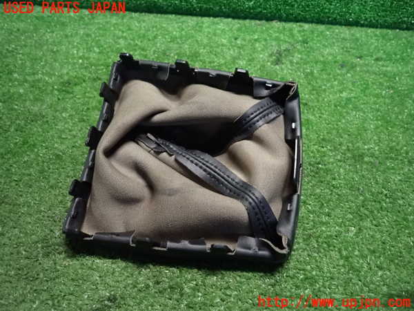 5UPJ-21167575]インプレッサ WRX-STi(GVB)シフトブーツ 中古_m0002.jpg